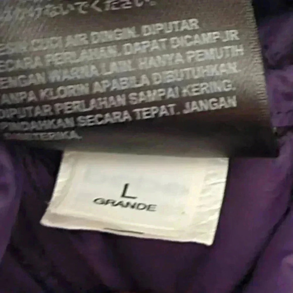 BEBE Black Quilted Jacket - Picture 9 of 9